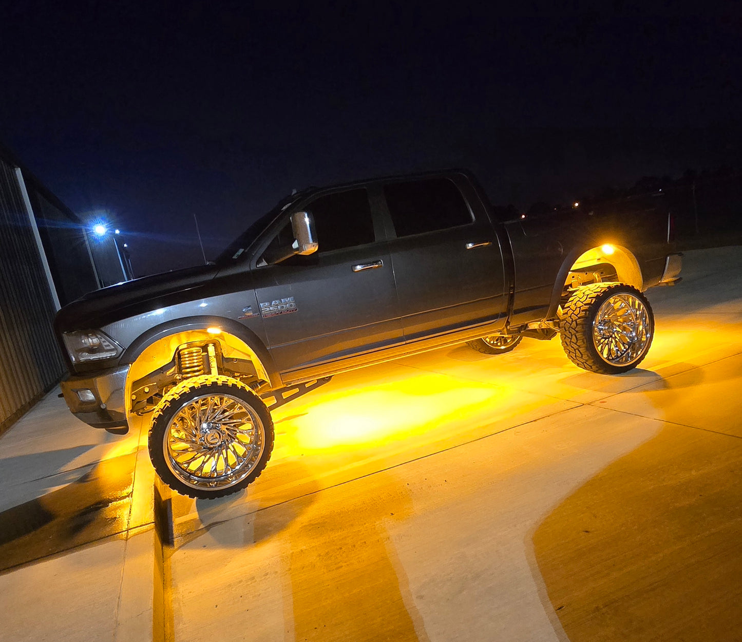 210LED HIGH OUTPUT Pure White/Amber Switchback