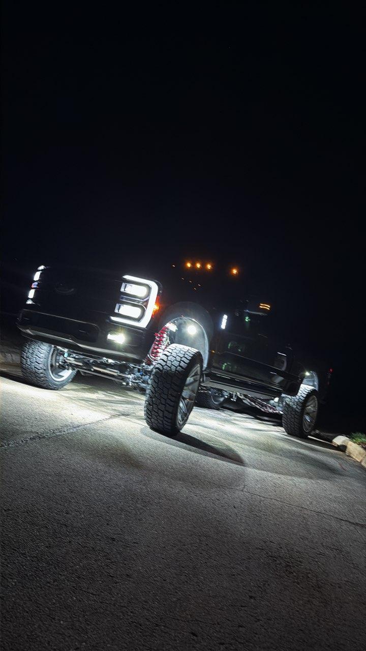 30 LED RBG+W Rock Lights